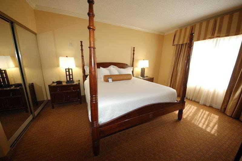 Best Western Richmond Suites H バトンルージュ エクステリア 写真