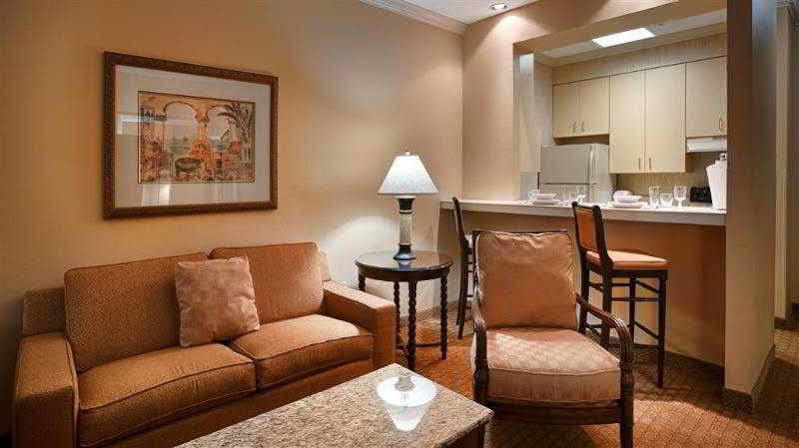 Best Western Richmond Suites H バトンルージュ エクステリア 写真